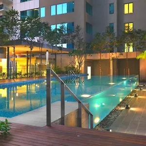 Apartment Mercu Summer Klcc By Veedu Hauz